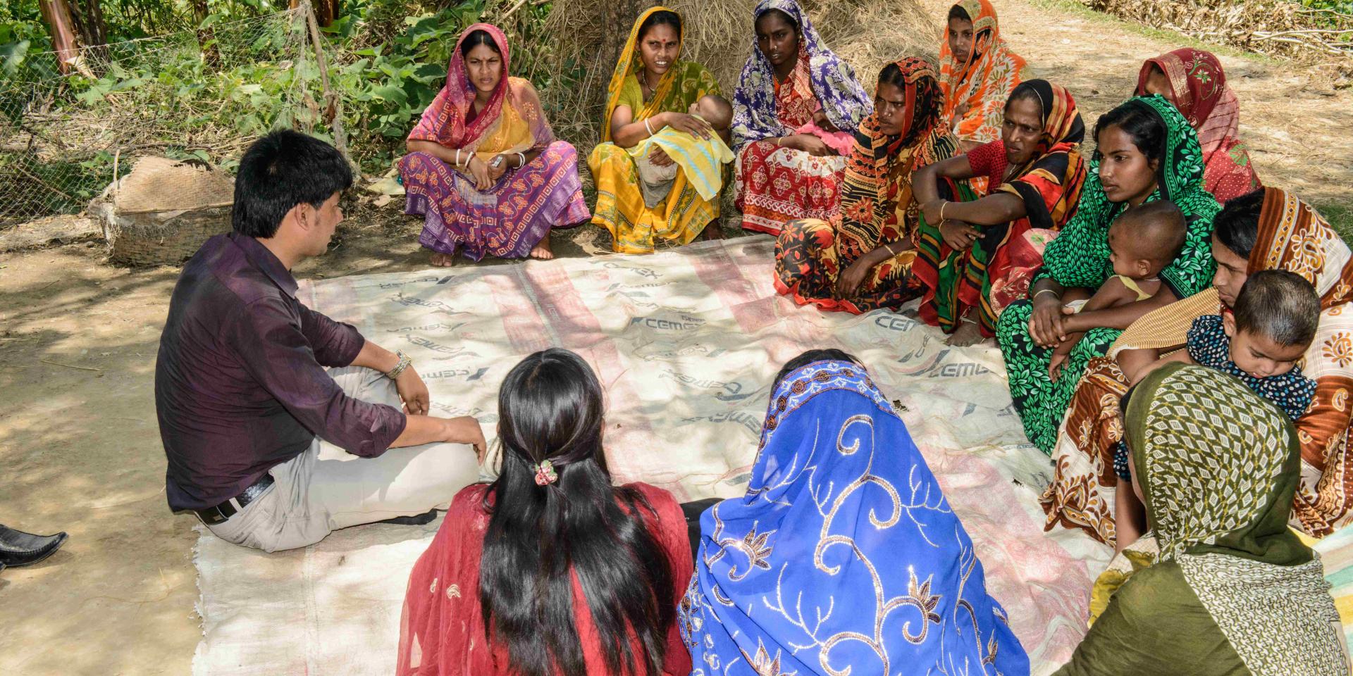 Group discussion on nutrition in Bangladesh