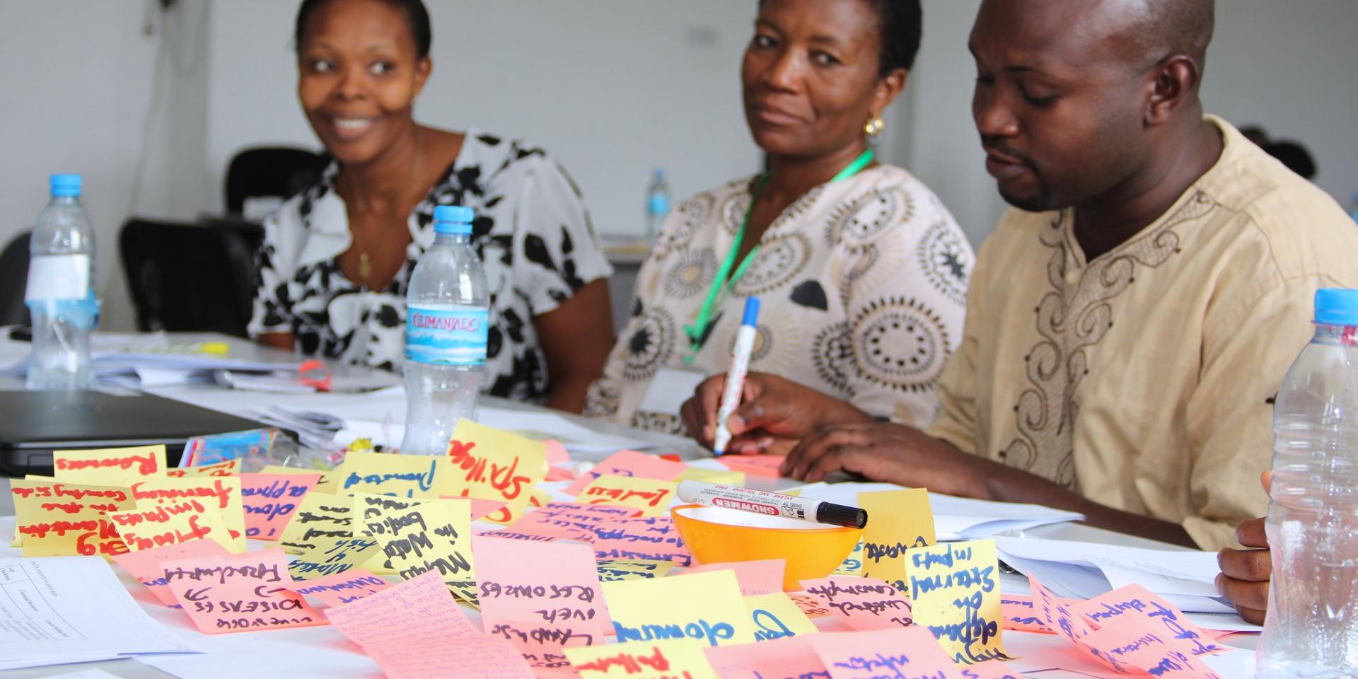 Tanzanian policy makers came together from 16 to 17 February in Morogoro, Tanzania for a workshop that focused on scenario-guided policy development in the context of climate change to work on Tanzania’s New Environmental Policy. This workshop is part of CCAFS’ PACCA project (Policy Action for Climate Change Adaptation) and was organised in collaboration with the University of Oxford. Photos: E. van de Grift.