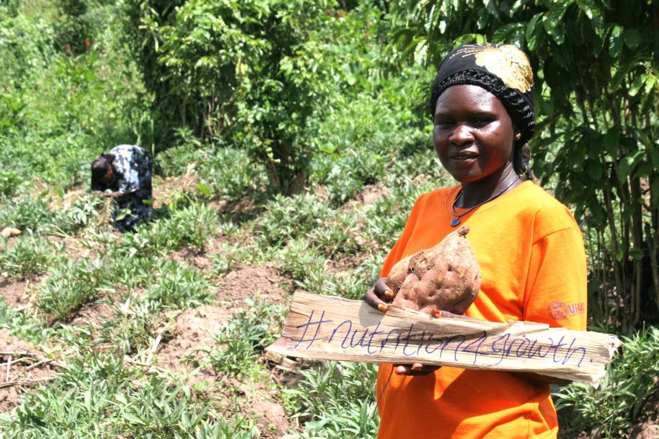 Zamzam lives in Kikomeko village in Luwero, Uganda where she is a commercial farmer cultivating potato plants. 