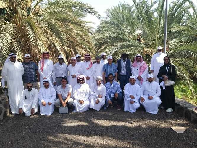 Group photo integrated pest management of date palm using modern and convectional techniques